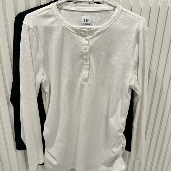 GAP Tops - Bundle - 5 maternity/breastfeeding tops size M/L